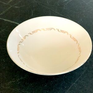 CROWN ESSEX | Vegetable Bowl